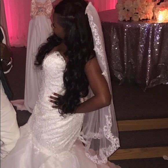 Alfred Angelo original wedding dress - Picture 3 of 3